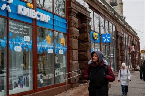 Gran ciberataque a un operador de telefonía móvil de Ucrania interrumpe los servicios bancarios y las sirenas antiaéreas